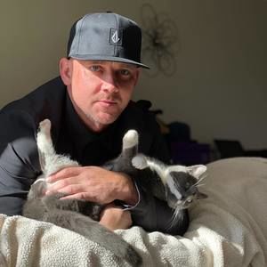 Meet your Posher, Van